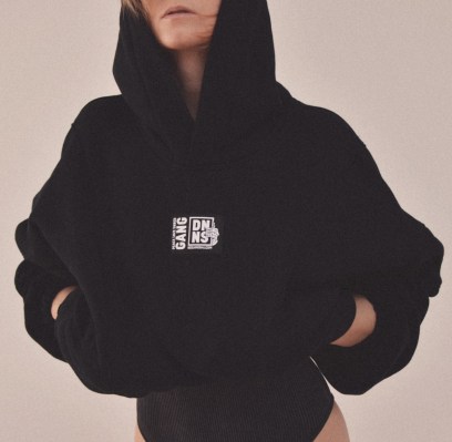 BLACK TRIPPLE HOODIE