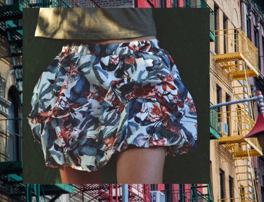 BOMB SKIRT FLOWERS